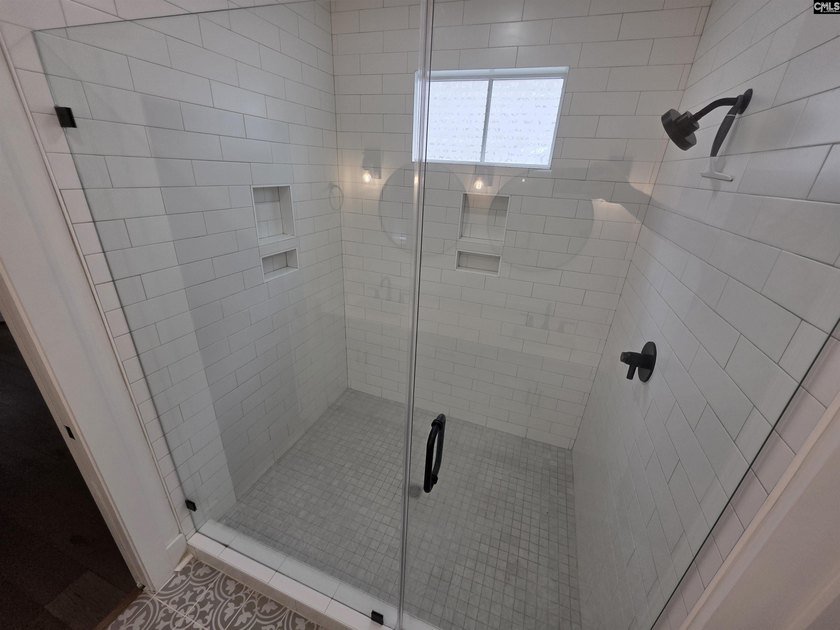 OPEN HOUSE 7/18 11am-1pm - Custom built home in 2022 has 4 - photo 14