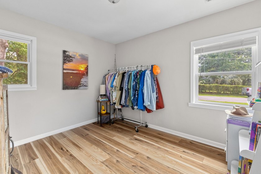Welcome home! This is a beautiful 3br 2ba, brick ranch home - photo 25