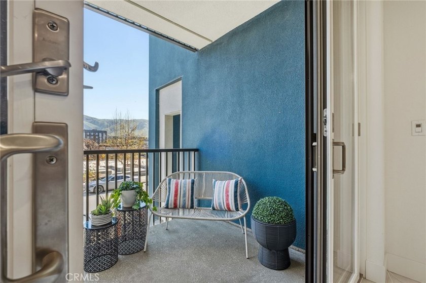 New Price Adjustment - Exceptional Value for this Model. One of - photo 6