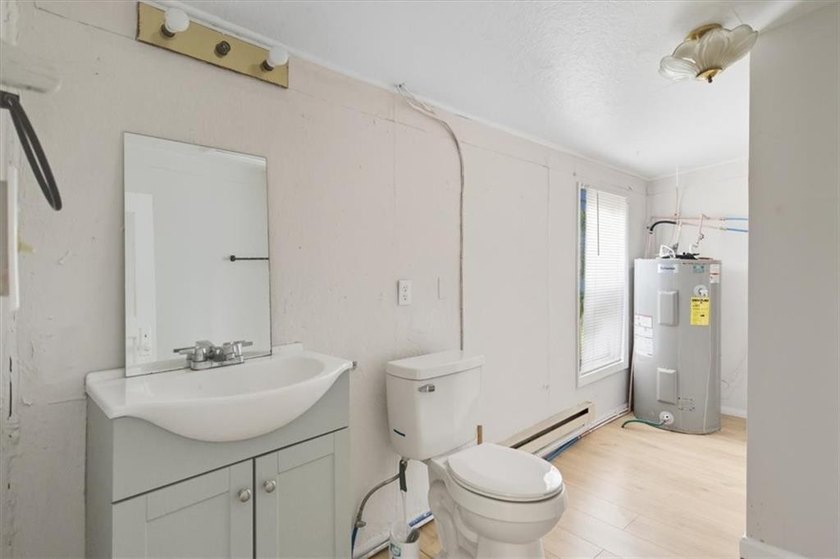 Check out this updated and affordable 3 bedroom, 1 home that - photo 22