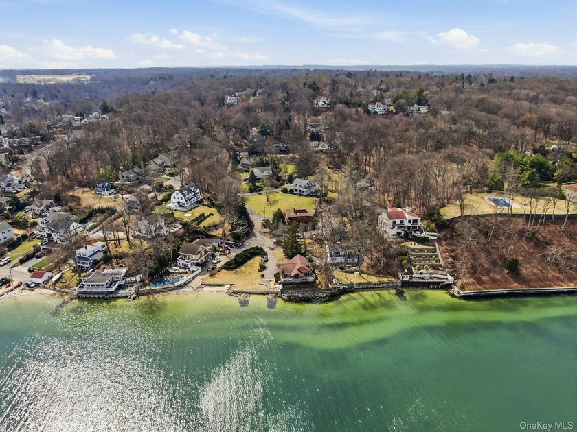 Located in one of the most desirable neighborhoods within the - photo 38