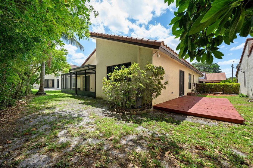 Excellent West Central Broward location, easy access to Sawgrass - photo 26