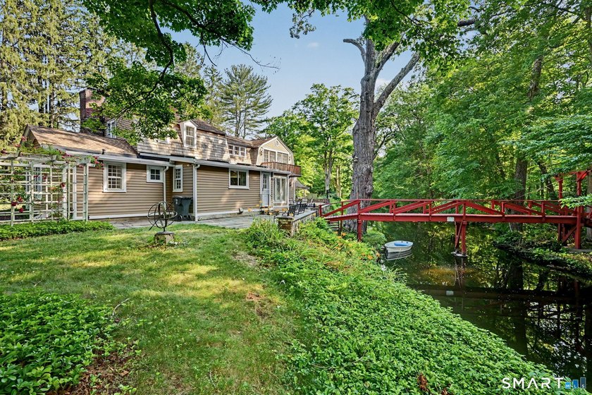Revive a bygone era in this enchanting circa 1924 estate - photo 32