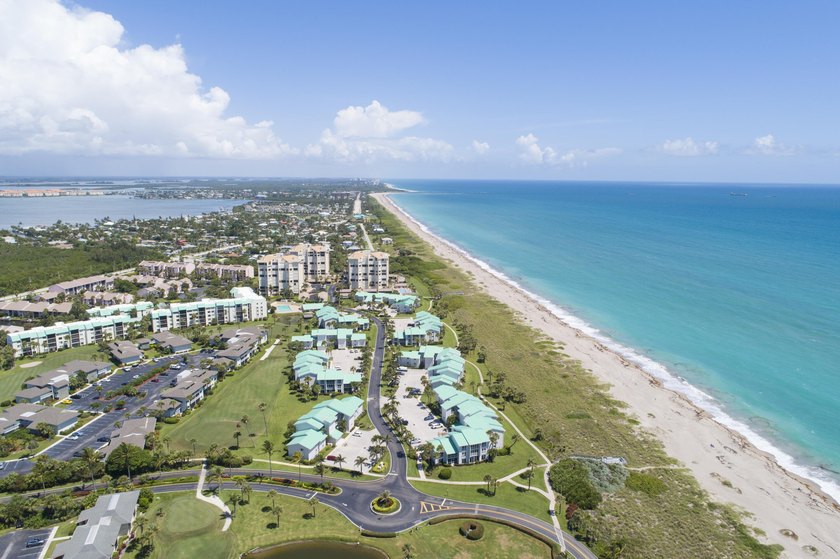 Beautiful 3 bedroom 2 bath furnished ''Catamaran I '' condo at - photo 38