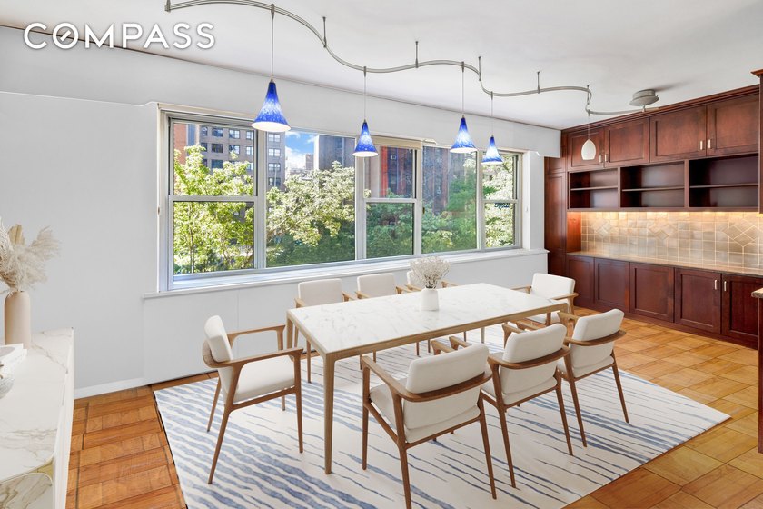 80 East End Avenue, 3HJ is a spacious and versatile apartment - photo 3
