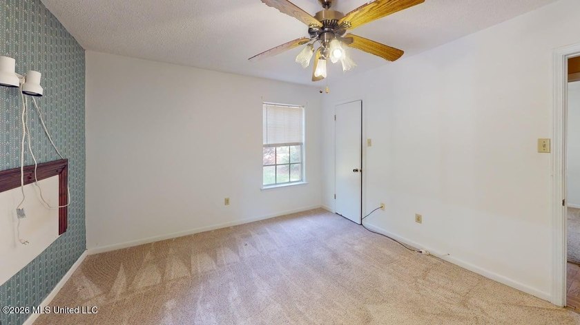 NEW TO THE MARKET! This fantastic home in coveted Pecan Park - photo 12