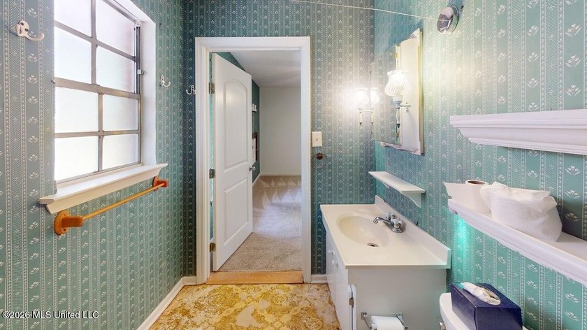 NEW TO THE MARKET! This fantastic home in coveted Pecan Park - photo 15