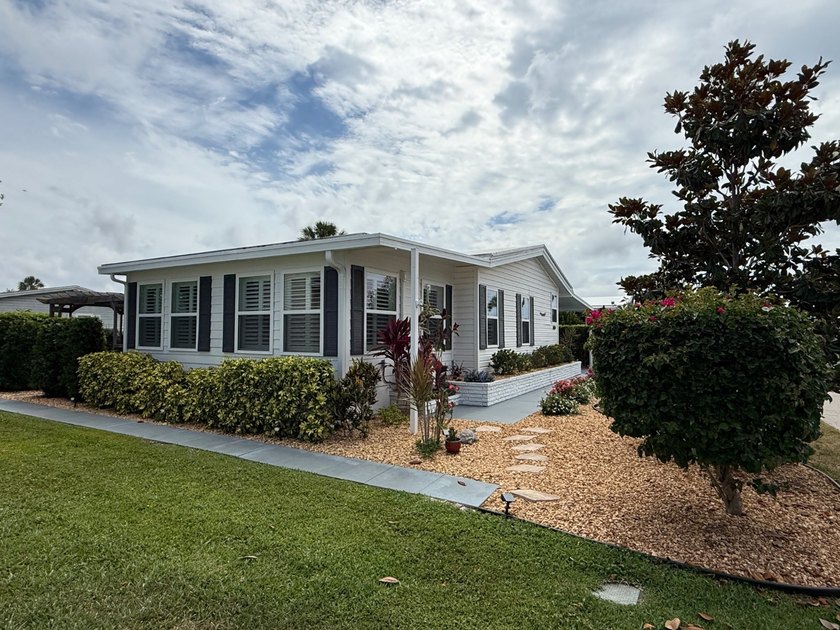 THIS HOME IS ON LEASED LAND WITH AN APPROXIMATE MONTHLY LOT - photo 22