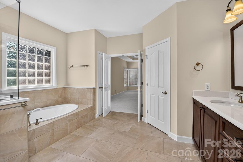 Welcome home to this pristine, one-owner full brick residence - photo 25