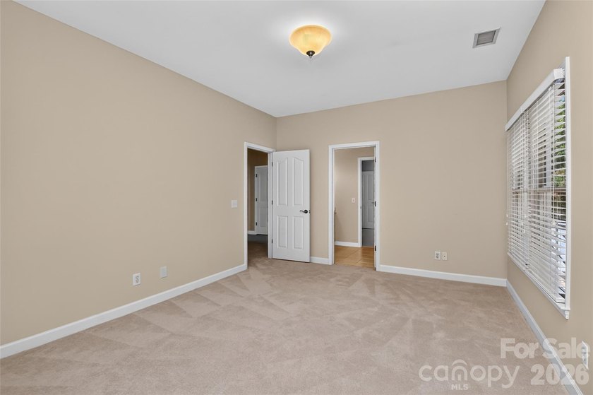 Welcome home to this pristine, one-owner full brick residence - photo 31