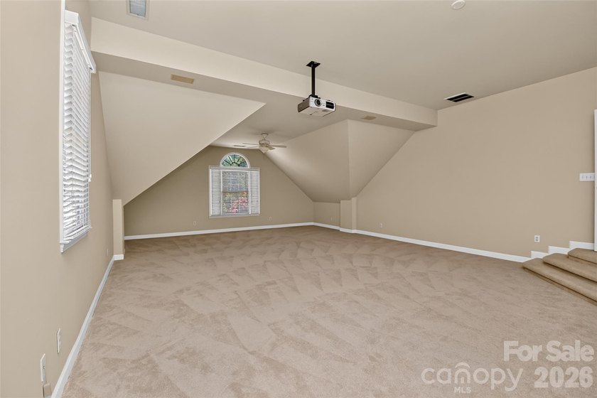Welcome home to this pristine, one-owner full brick residence - photo 36