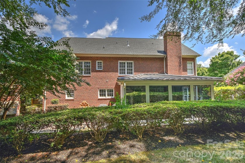Welcome home to this pristine, one-owner full brick residence - photo 46