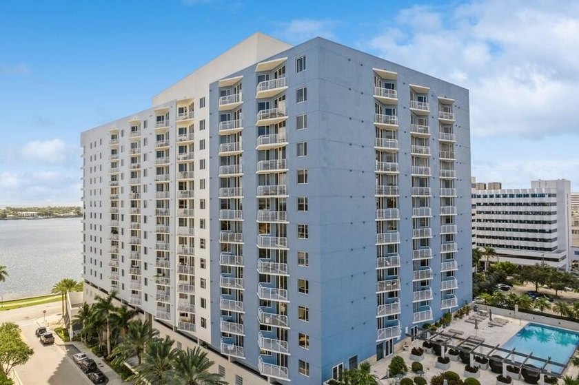 This 12th-floor unit in The Slade offers breathtaking views of - photo 33