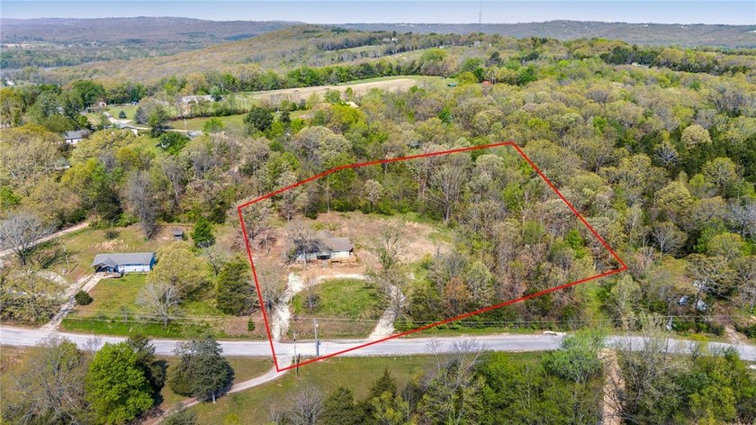 Charming 3-Bedroom home on 3 Acres - Lake Sequoyah Area! Nestled - photo 25