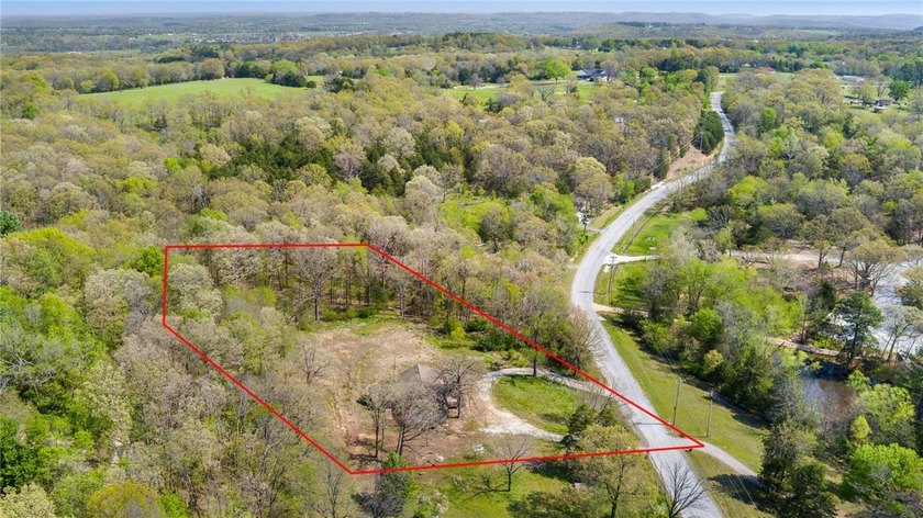 Charming 3-Bedroom home on 3 Acres - Lake Sequoyah Area! Nestled - photo 31