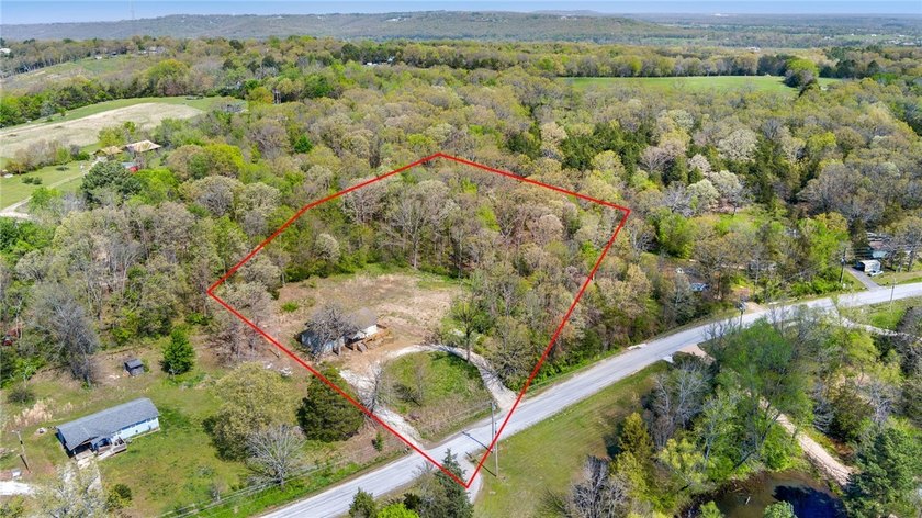 Charming 3-Bedroom home on 3 Acres - Lake Sequoyah Area! Nestled - photo 32