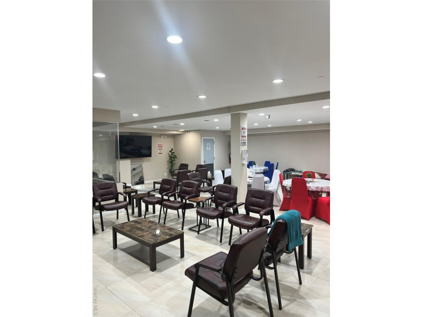 This boutique condominium commercial unit excellent for senior - photo 15