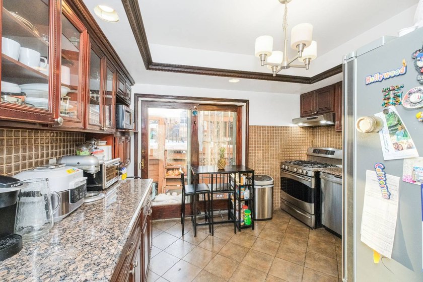 Welcome to this beautiful corner property located in the heart - photo 11