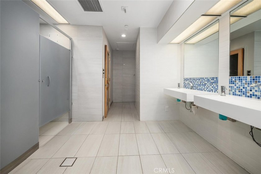 This fantastic ninth floor unit with an amazing view of the - photo 46