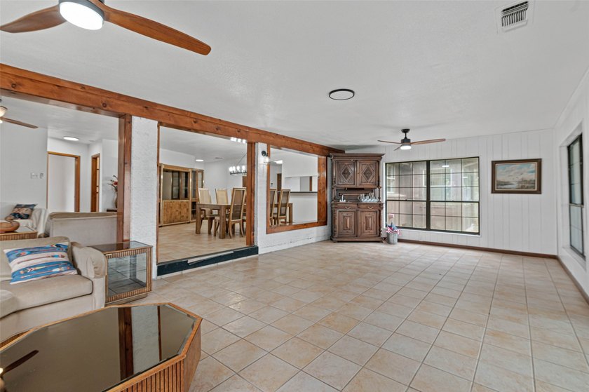Nocona Hills Waterfront Retreat Experience the best of lake - photo 12