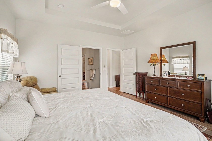 Welcome to this beautifully appointed 3-bedroom, 2-bath home - photo 15