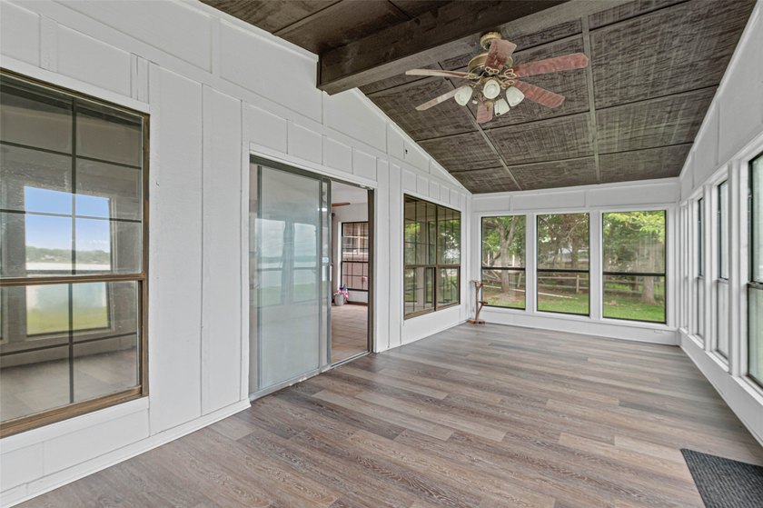 Nocona Hills Waterfront Retreat Experience the best of lake - photo 16