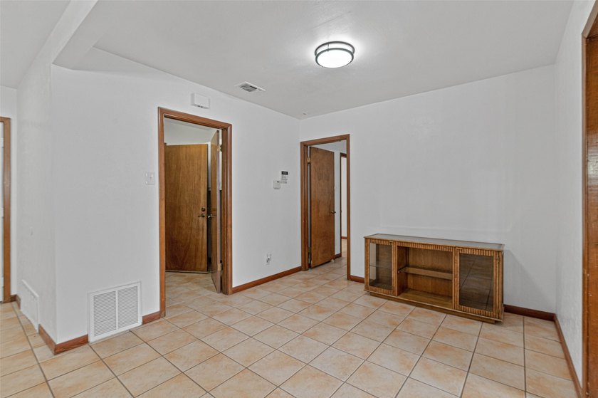 Nocona Hills Waterfront Retreat Experience the best of lake - photo 19