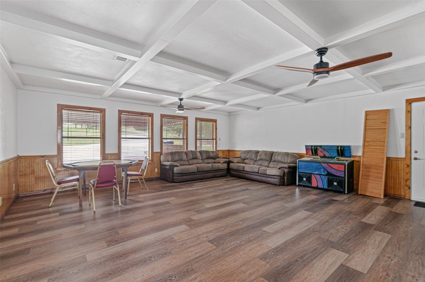 Nocona Hills Waterfront Retreat Experience the best of lake - photo 21