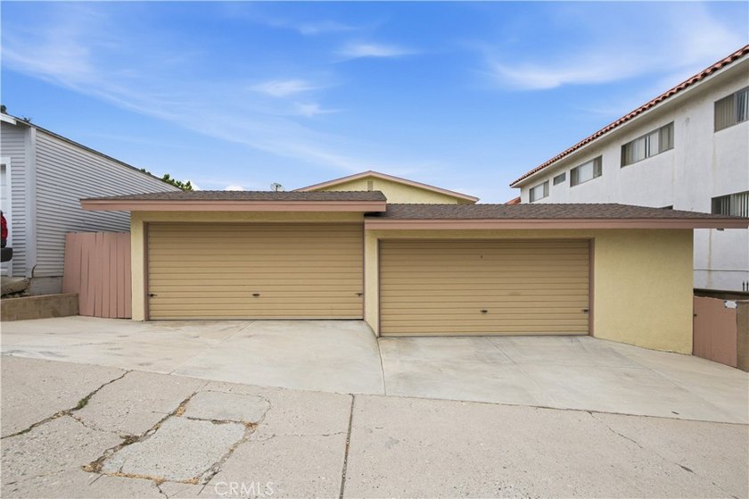 First time on the market in over 50 years! Nestled in the highly - photo 9