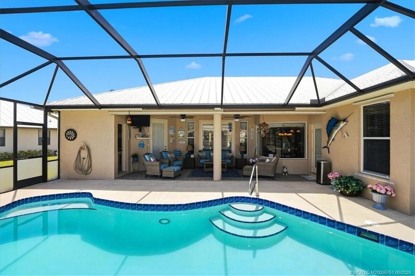 Welcome to this stunning 3 bedroom, 2.5 baths POOL home at - photo 31