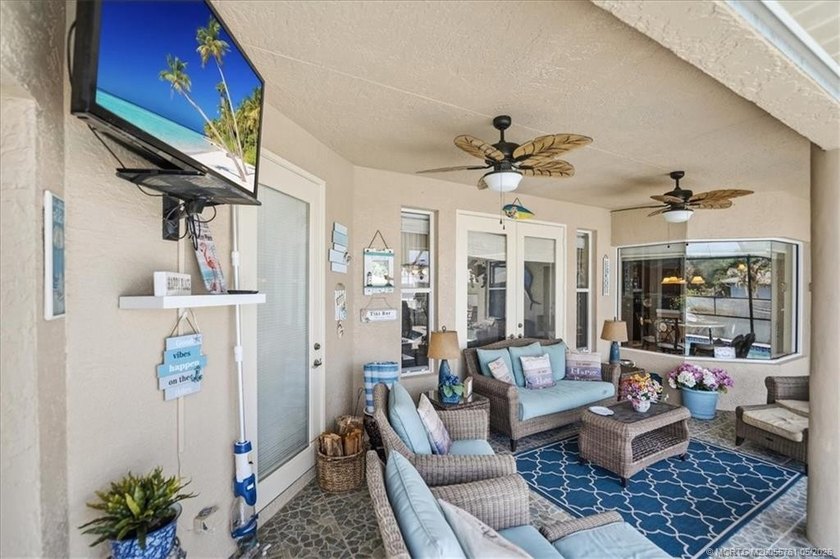 Welcome to this stunning 3 bedroom, 2.5 baths POOL home at - photo 35