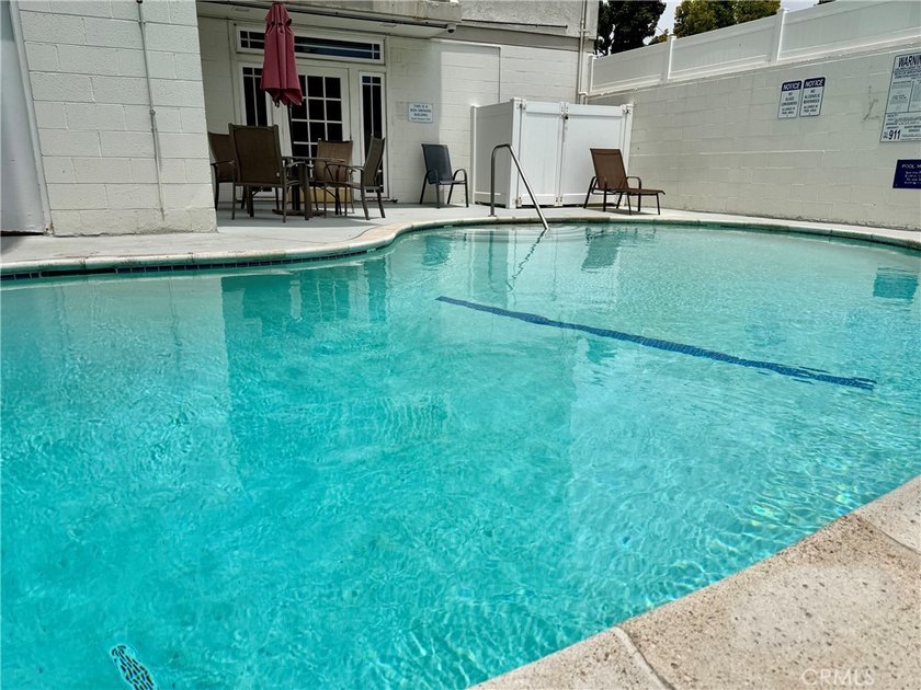 Those in-the-know, know Belmont Heights is the place to live in - photo 23