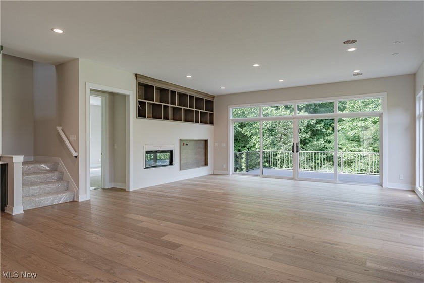 This brand-new Kingdom Home Builders custom residence, currently - photo 3