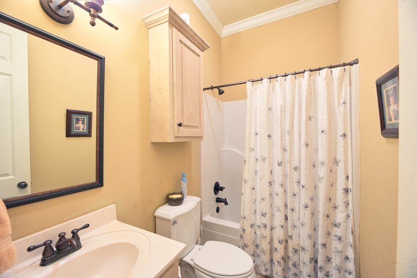 Southern charm meets peaceful country living. Built in 2007 - photo 33