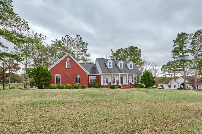 Southern charm meets peaceful country living. Built in 2007 - photo 40