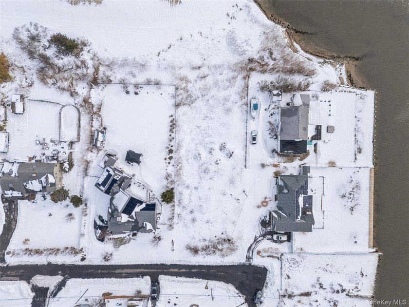 Build your coastal masterpiece on this rare, unique parcel - photo 15