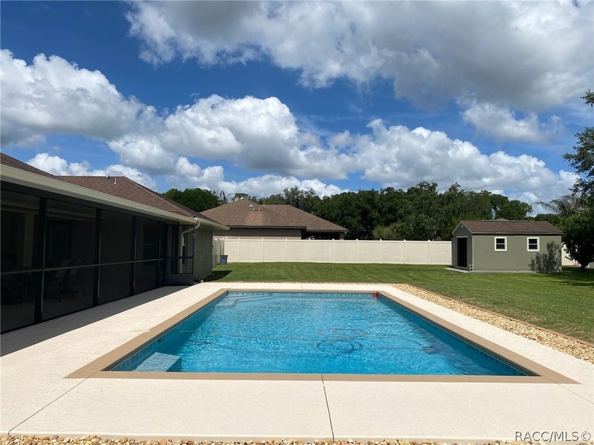 Welcome to a home designed for those who value comfort, privacy - photo 41