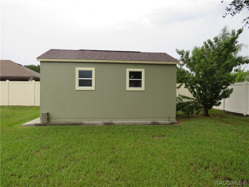 Welcome to a home designed for those who value comfort, privacy - photo 46