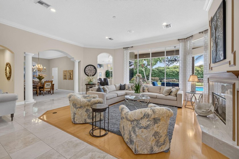 Exceptional estate pool home privately nestled along the 5th - photo 12