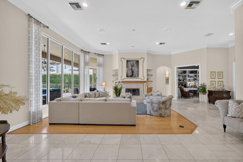 Exceptional estate pool home privately nestled along the 5th - photo 13
