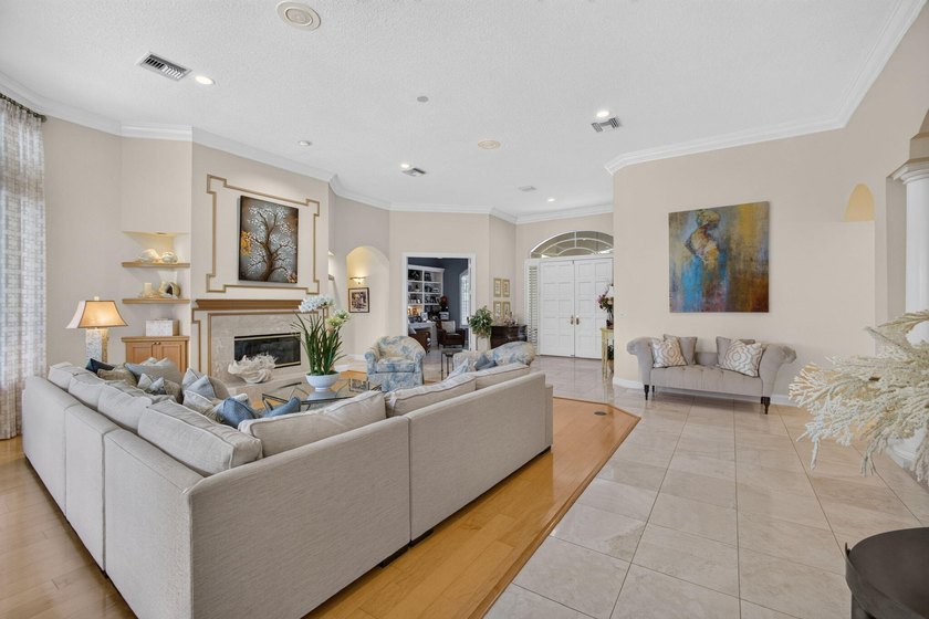 Exceptional estate pool home privately nestled along the 5th - photo 16