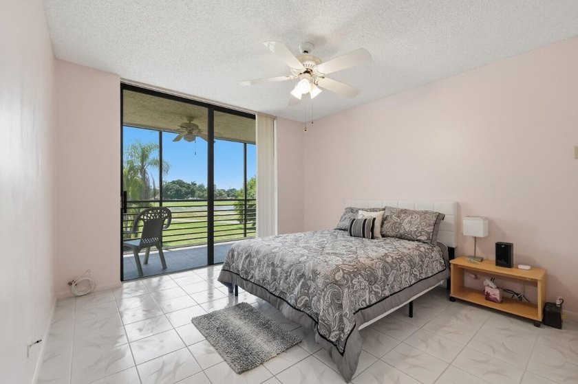 Beautiful 2nd floor 2-bedroom, 2-bath condo in Senior Community - photo 30