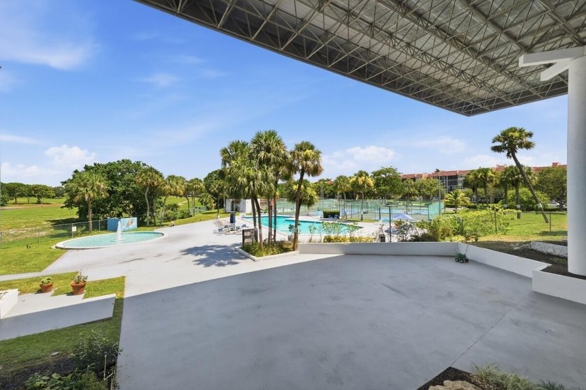 Beautiful 2nd floor 2-bedroom, 2-bath condo in Senior Community - photo 47