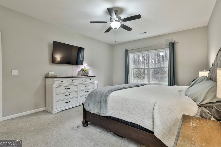 Escape the ordinary and discover serene living on over 10 acres - photo 24