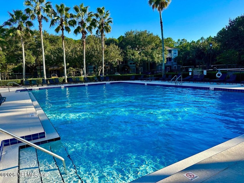 Welcome to Unit #517 at The Overlook, a sought-after gated - photo 13