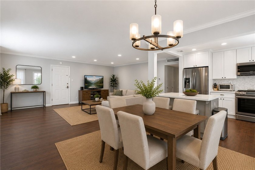 Welcome to The Encino, a boutique condominium community ideally - photo 4