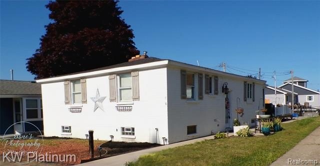 Luxury living meets small town charm with this Move In Ready - photo 3