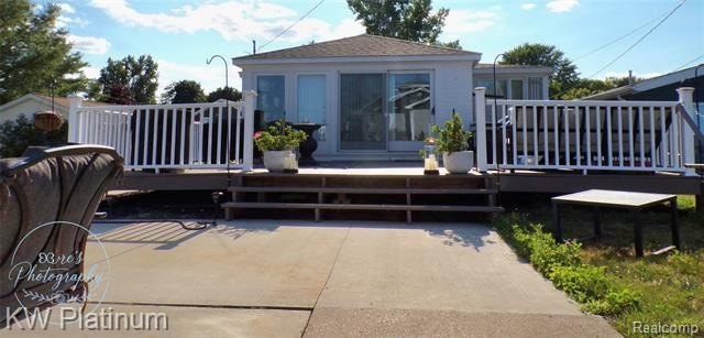 Luxury living meets small town charm with this Move In Ready - photo 6