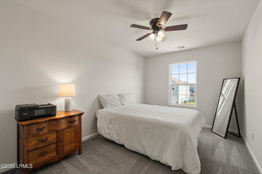 Welcome to sought-after Shadow Moss, where comfort, convenience - photo 22