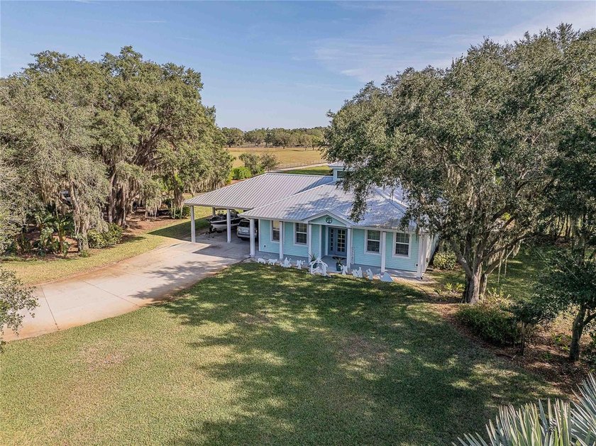 Key West-style home on more than 6 acres with beautifully - photo 2